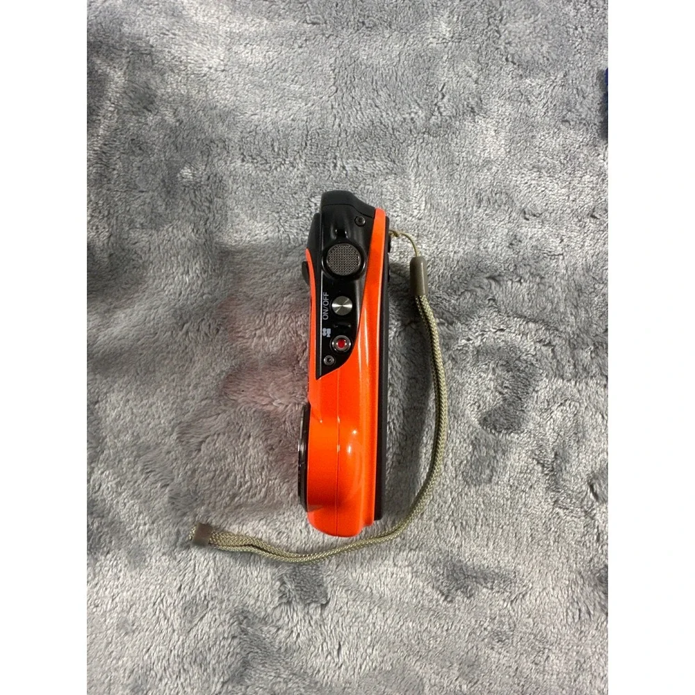 Fujifilm FinePix XP Waterproof Shockproof Digital Camera Orange 8GB Bundle Wi-Fi